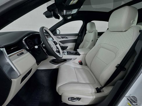 New 2026 Jaguar F-PACE R-Dynamic S image 11