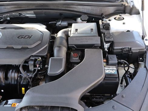 Used 2020 Kia Optima LX image 40