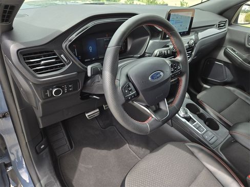 Used 2024 Ford Escape ST-Line image 21