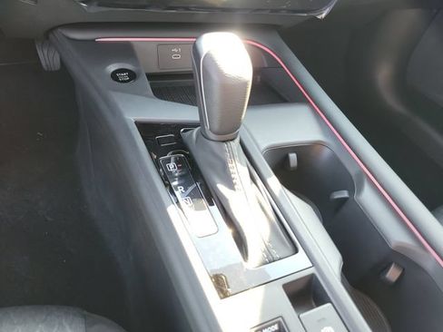 New 2026 Nissan Sentra SV w/ SV Convenience Package FWD image 27