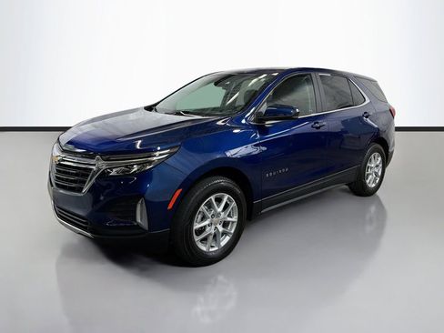 Used 2023 Chevrolet Equinox LT w/ Driver Convenience Package AWD/4WD image 5