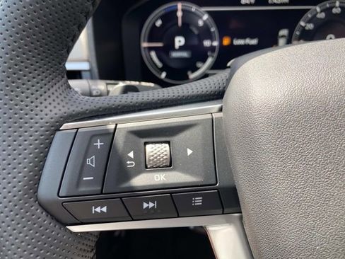 New 2025 Mitsubishi Outlander 4WD Plug-In Hybrid image 18