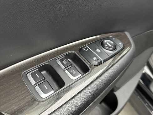 Used 2019 Kia Optima EX image 12