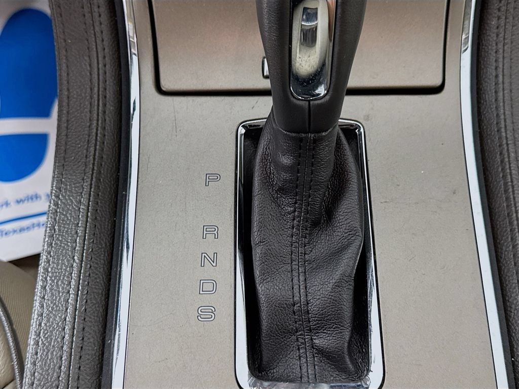 Used 2015 Lincoln MKX FWD w/ Equipment Group 102A image 20