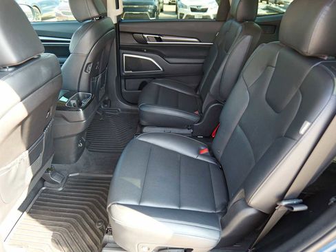 Used 2023 Kia Telluride S w/ S Sunroof Package image 24