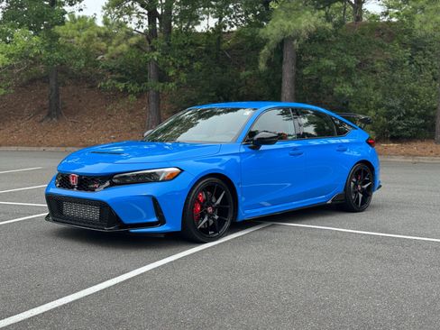 Used 2025 Honda Civic Type R image 4