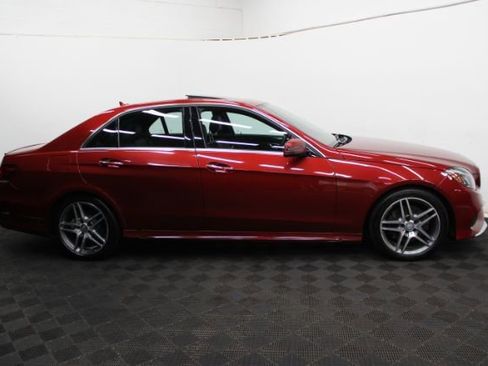 Used 2015 Mercedes-Benz E 350 4MATIC w/ Parking Assist Package image 4