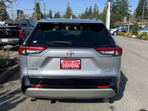 Certified 2025 Toyota RAV4 SE AWD/4WD image 8