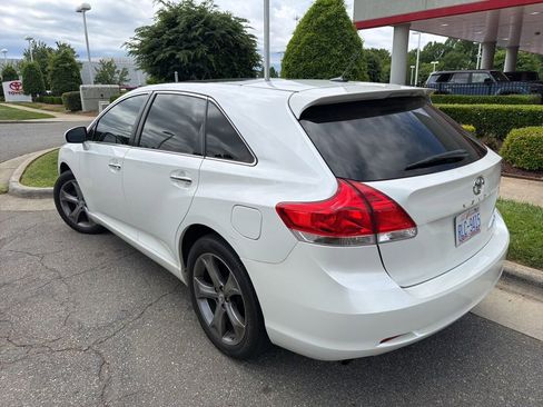 Used 2012 Toyota Venza Limited w/ Tow Pkg AWD/4WD image 11