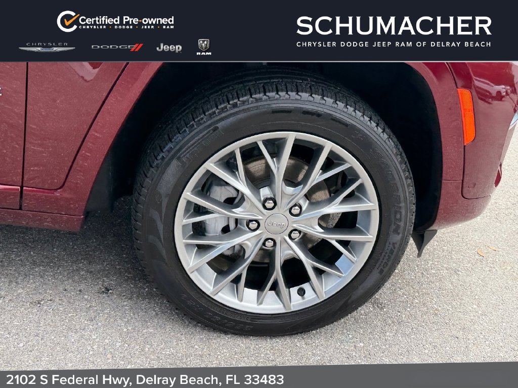 Used 2023 Jeep Grand Cherokee Summit w/ Adv Protech Group IV RWD image 9