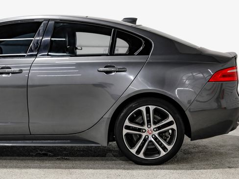 Used 2019 Jaguar XE R-Sport AWD/4WD image 11