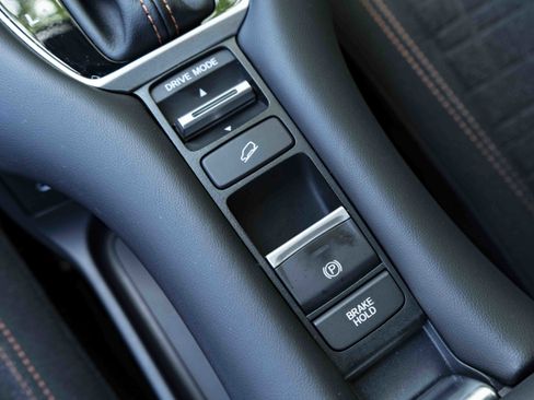 Certified 2026 Honda HR-V Sport image 28
