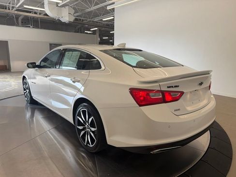 Used 2022 Chevrolet Malibu RS FWD image 5