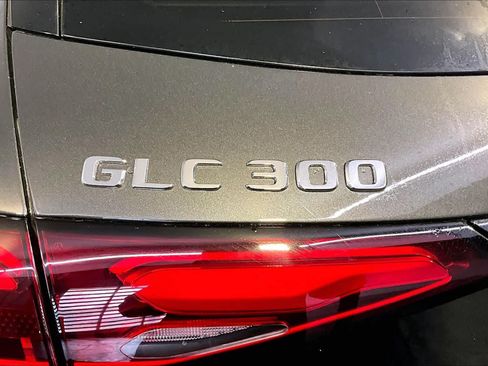 New 2026 Mercedes-Benz GLC 300 4MATIC image 6