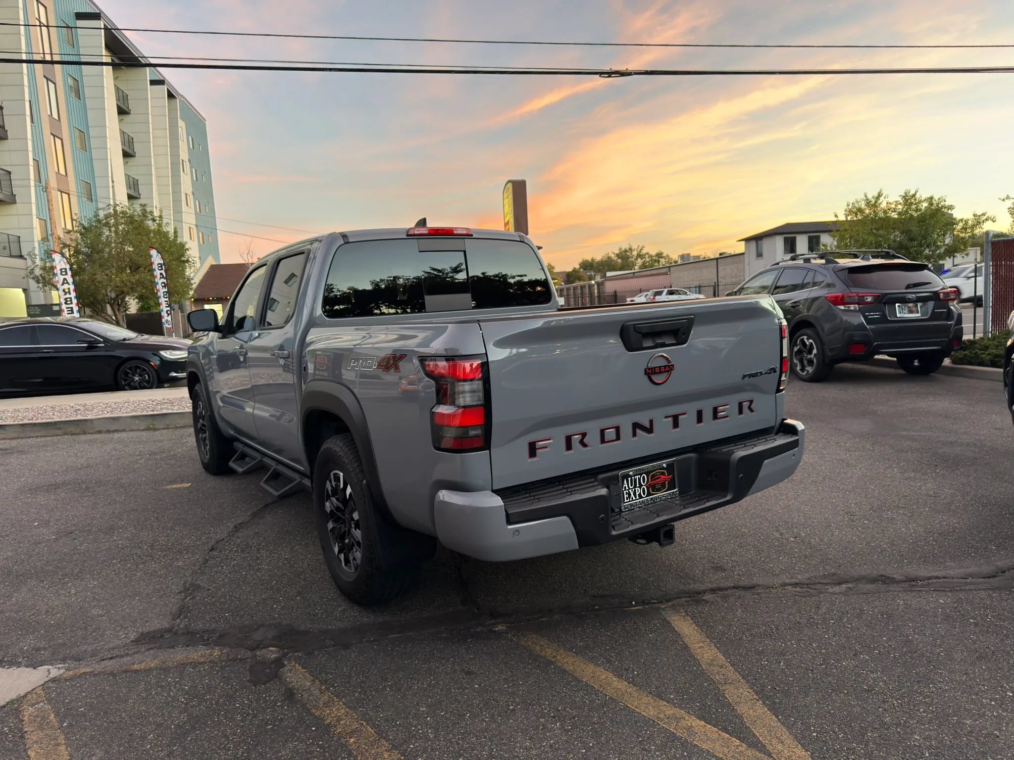 Used 2023 Nissan Frontier PRO-4X w/ Pro Convenience Package AWD/4WD image 7