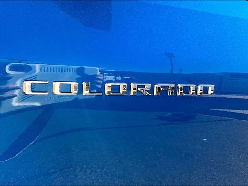 Used 2024 Chevrolet Colorado ZR2 w/ ZR2 Convenience Package III image 34