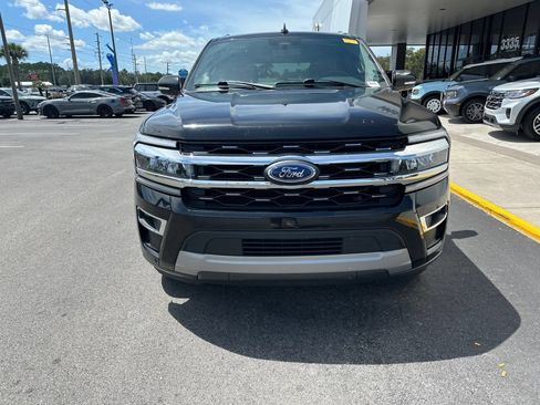 Used 2024 Ford Expedition Limited RWD image 10