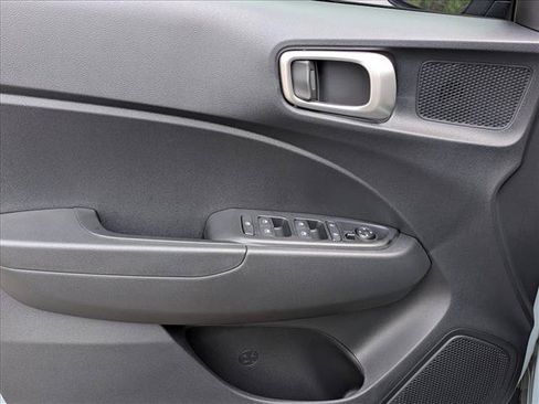 New 2026 Hyundai Venue SEL FWD image 16