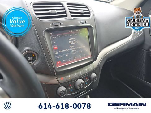 Used 2018 Dodge Journey Crossroad w/ Nav & Sun Group FWD image 25