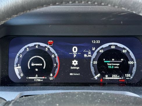 Used 2025 Toyota 4Runner TRD Off-Road Premium AWD/4WD image 32