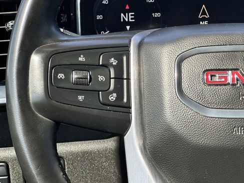 Used 2024 GMC Sierra 1500 SLT AWD/4WD image 29