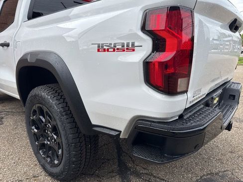 New 2026 Chevrolet Colorado Trail Boss AWD/4WD image 10