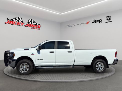 Used 2024 RAM 3500 Big Horn w/ Bed Utility Group AWD/4WD image 2