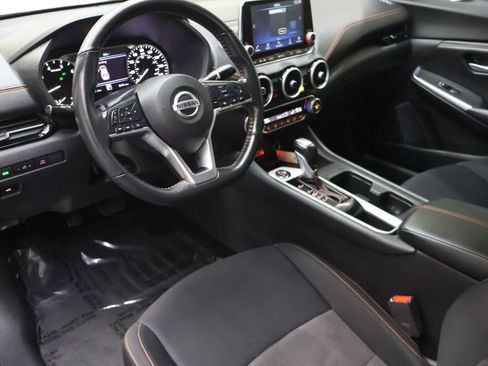 Used 2023 Nissan Sentra SR w/ Midnight Edition Package FWD image 17