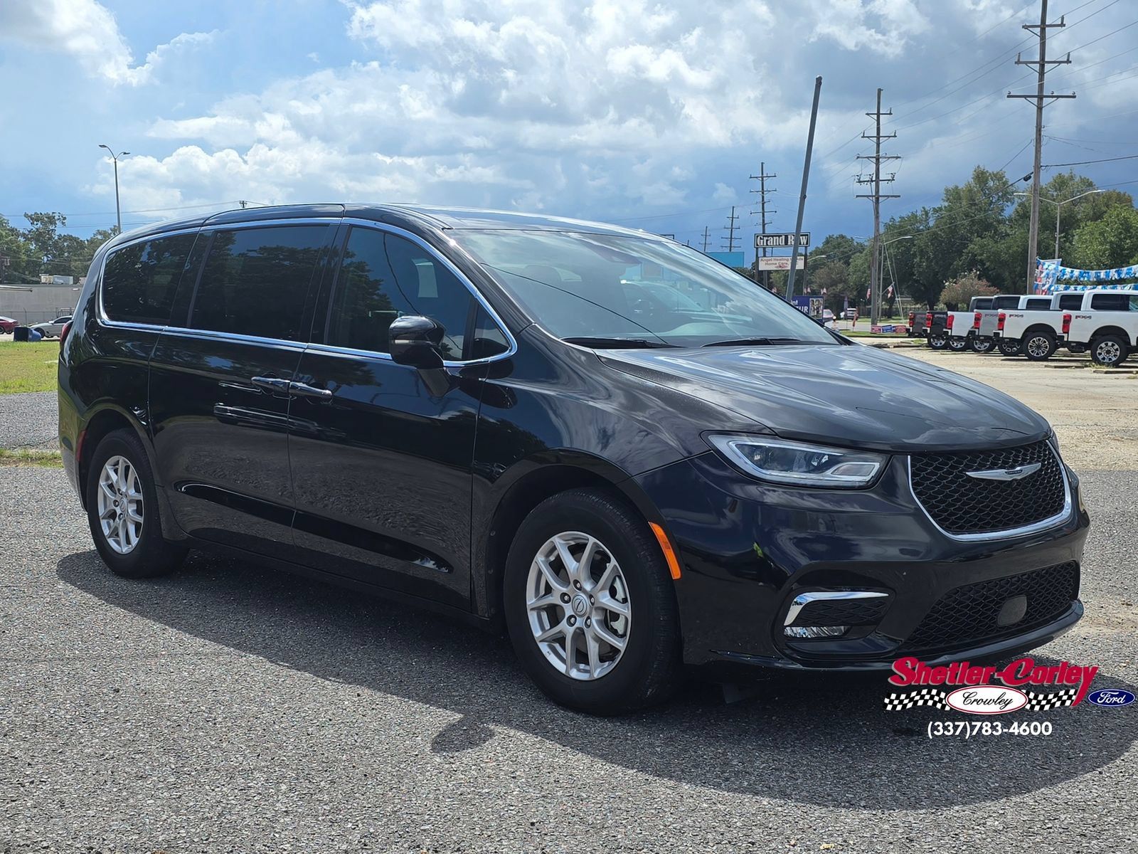 Used 2026 Chrysler Pacifica Select FWD image 9