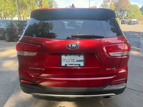 Used 2017 Kia Sorento EX w/ EX V6 Premium Package AWD/4WD image 5