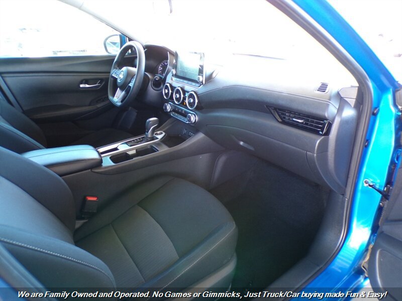 Used 2024 Nissan Sentra SV FWD image 26