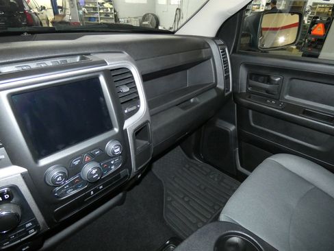 Used 2024 RAM 1500 Tradesman w/ Tradesman SXT Package image 11