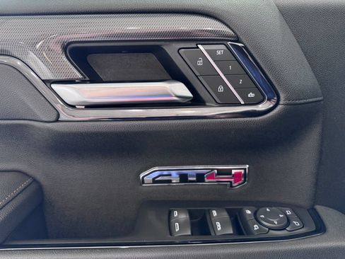 Certified 2025 GMC Sierra 1500 AT4 w/ AT4 Premium Package AWD/4WD image 26