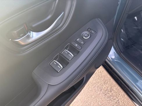 New 2026 Honda HR-V EX-L image 11