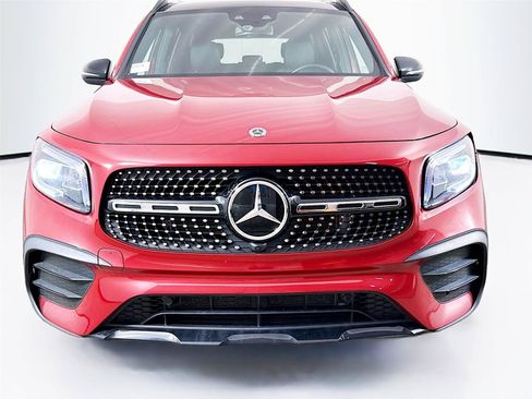 Used 2022 Mercedes-Benz GLB 250 4MATIC image 30