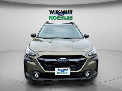 Used 2025 Subaru Outback Premium AWD/4WD image 10