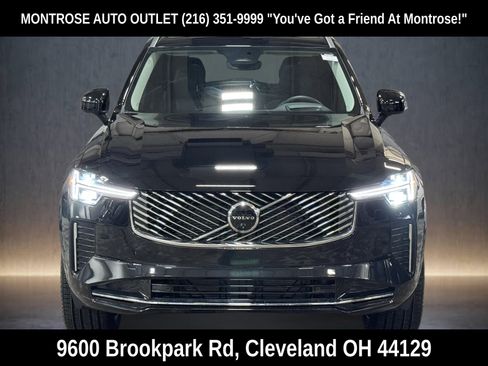 New 2026 Volvo XC90 B6 Ultra w/ Protection Package image 8