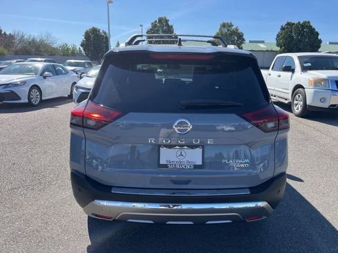 Used 2021 Nissan Rogue Platinum image 6