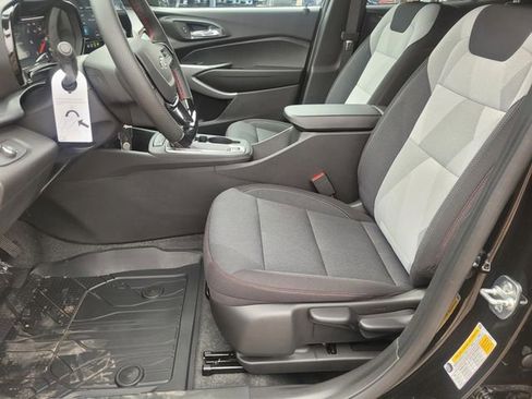 New 2026 Chevrolet Trax RS w/ Driver Confidence Package image 9