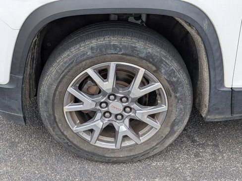Used 2020 GMC Acadia SLT FWD image 5