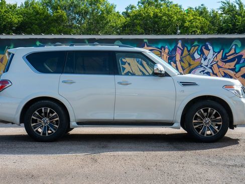 Used 2019 Nissan Armada Platinum w/ Captain's Chairs Package RWD image 9