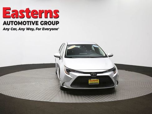 Used 2022 Toyota Corolla LE FWD image 52