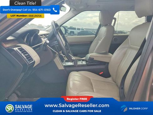 Used 2017 Land Rover Discovery HSE image 9