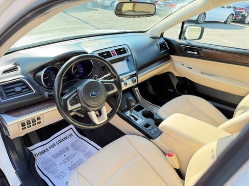 Used 2016 Subaru Outback 3.6R Limited AWD/4WD image 11