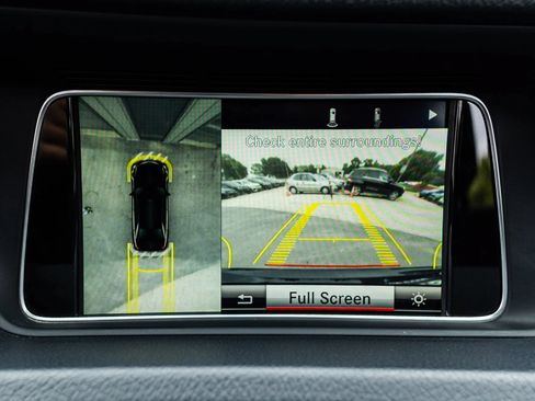 Used 2014 Mercedes-Benz E 250 BlueTEC 4MATIC Sedan image 22