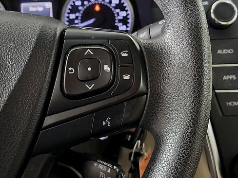 Used 2016 Toyota Camry LE image 21