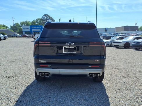 New 2026 Chevrolet Traverse Z71 w/ Enhanced Driving Package AWD/4WD image 6