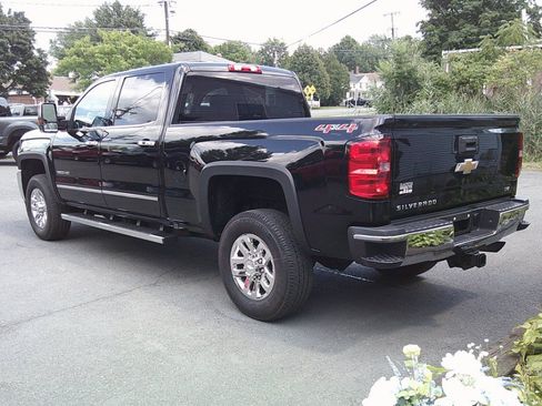 Used 2016 Chevrolet Silverado 3500 LTZ w/ Snow Plow Prep Package AWD/4WD image 4