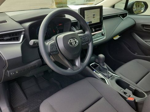 Used 2026 Toyota Corolla LE FWD image 15