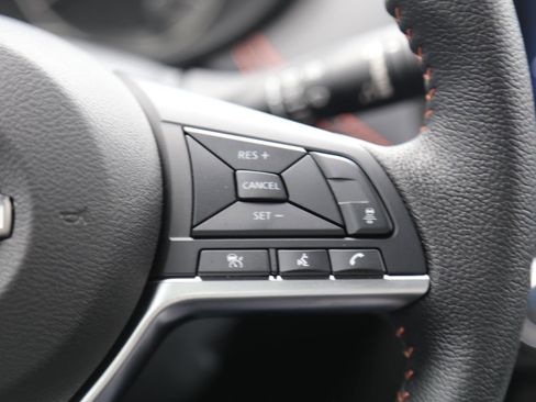 Used 2025 Nissan Versa SR w/ Trunk Package image 10